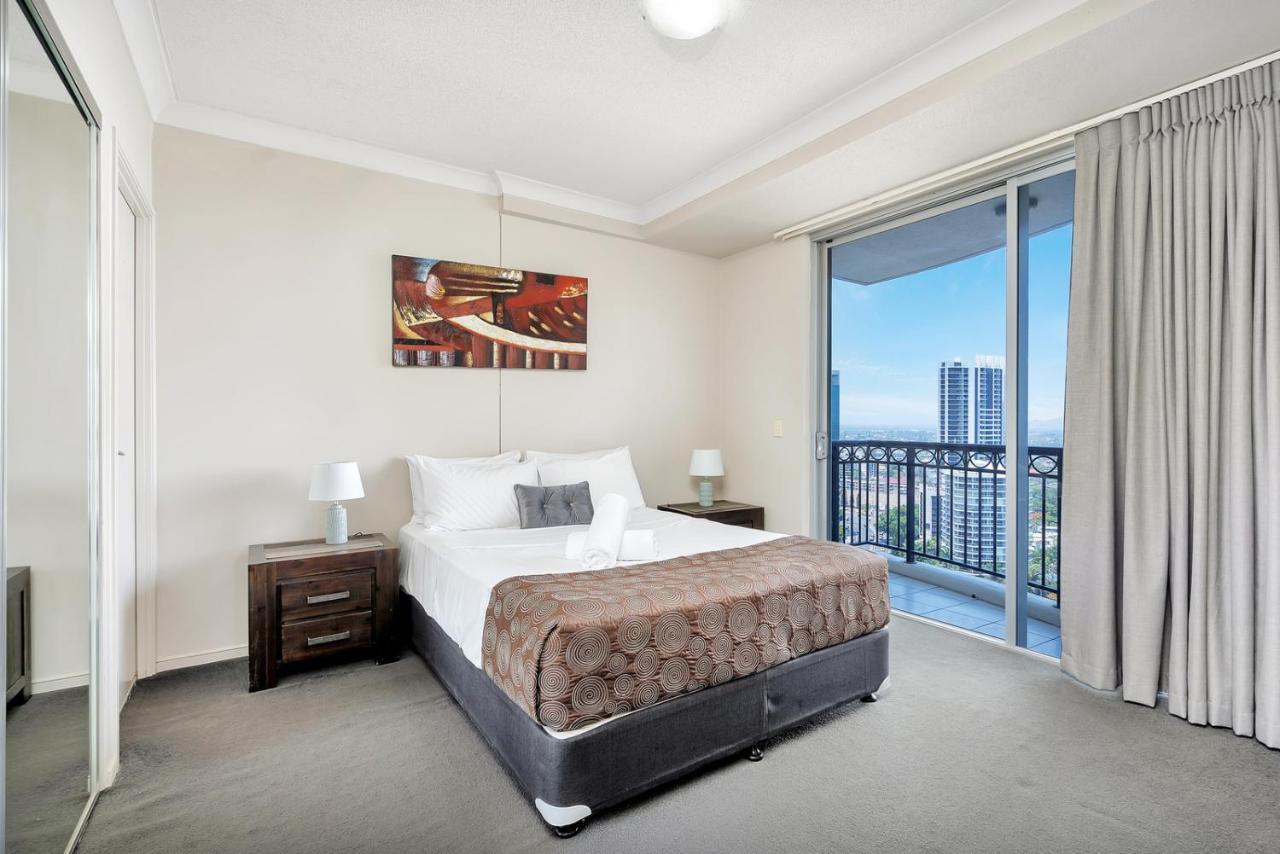 เดอะทาวเวอร์ส ออฟ เชฟรอน เรเนซองส์ - ฮอลิเดย์ โกลด์โคสต์ Apartment ภายนอก รูปภาพ