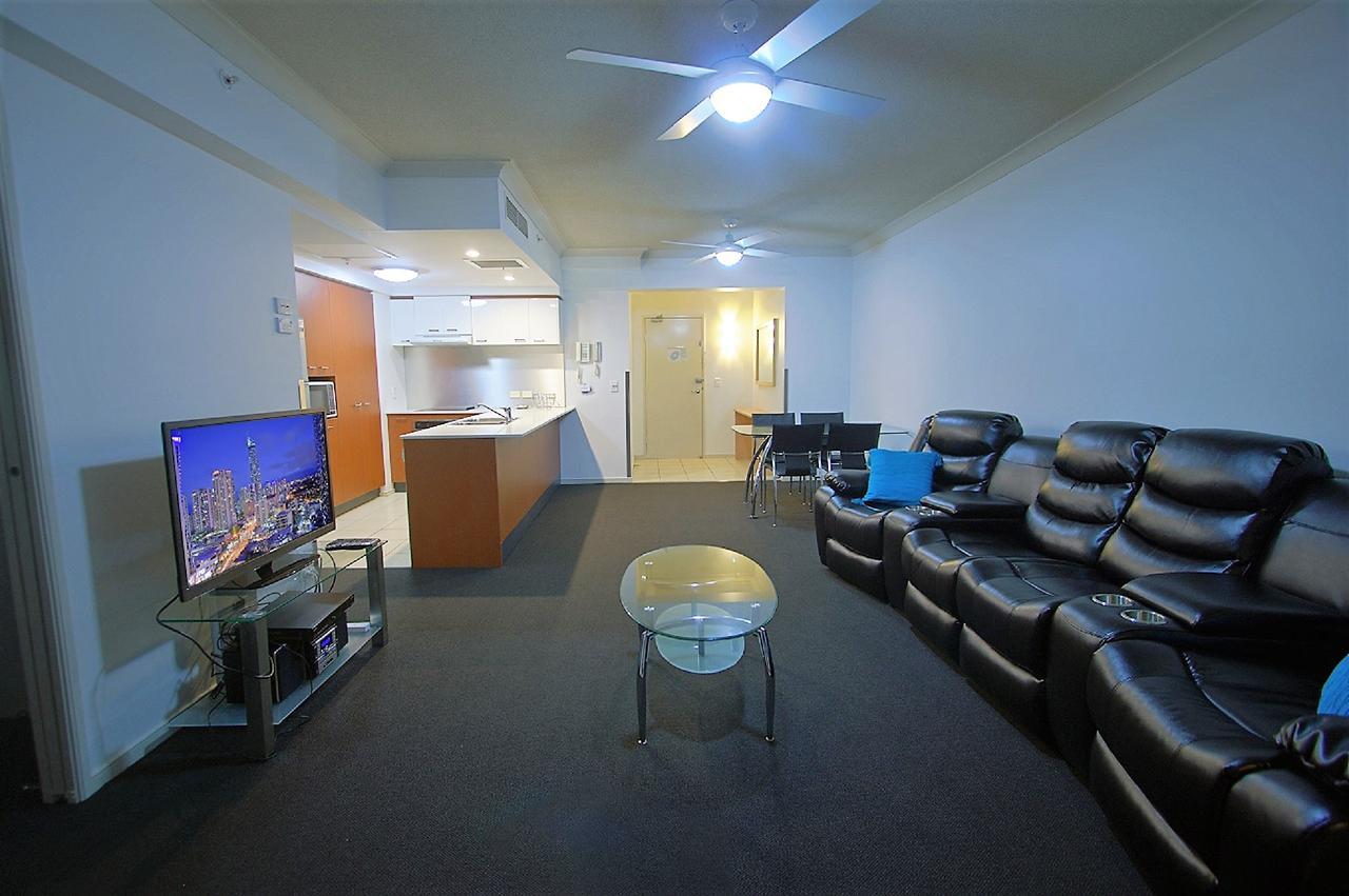 เดอะทาวเวอร์ส ออฟ เชฟรอน เรเนซองส์ - ฮอลิเดย์ โกลด์โคสต์ Apartment ภายนอก รูปภาพ