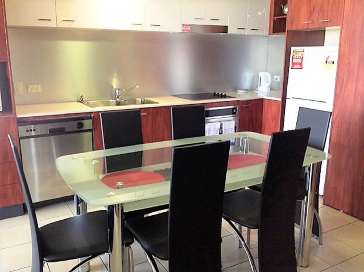 เดอะทาวเวอร์ส ออฟ เชฟรอน เรเนซองส์ - ฮอลิเดย์ โกลด์โคสต์ Apartment ภายนอก รูปภาพ