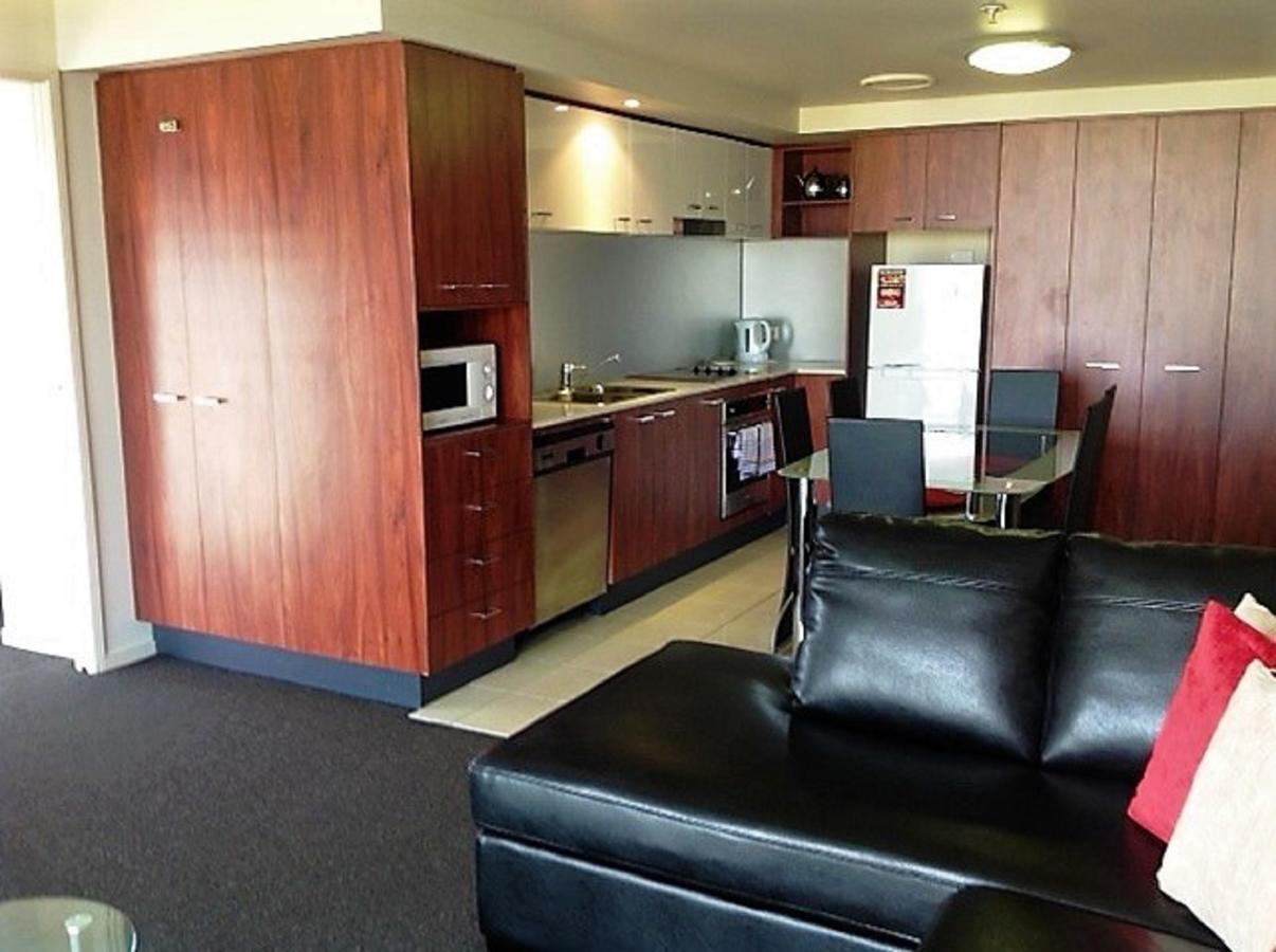 เดอะทาวเวอร์ส ออฟ เชฟรอน เรเนซองส์ - ฮอลิเดย์ โกลด์โคสต์ Apartment ภายนอก รูปภาพ
