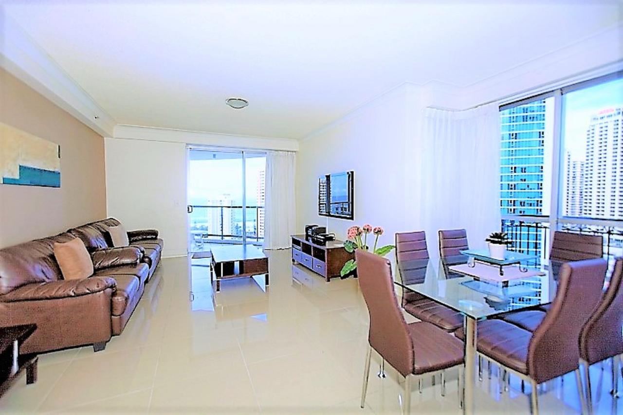 เดอะทาวเวอร์ส ออฟ เชฟรอน เรเนซองส์ - ฮอลิเดย์ โกลด์โคสต์ Apartment ภายนอก รูปภาพ