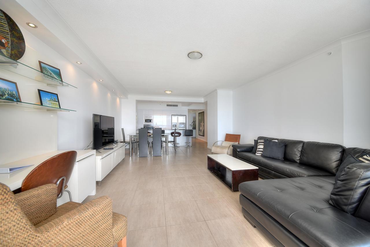 เดอะทาวเวอร์ส ออฟ เชฟรอน เรเนซองส์ - ฮอลิเดย์ โกลด์โคสต์ Apartment ภายนอก รูปภาพ