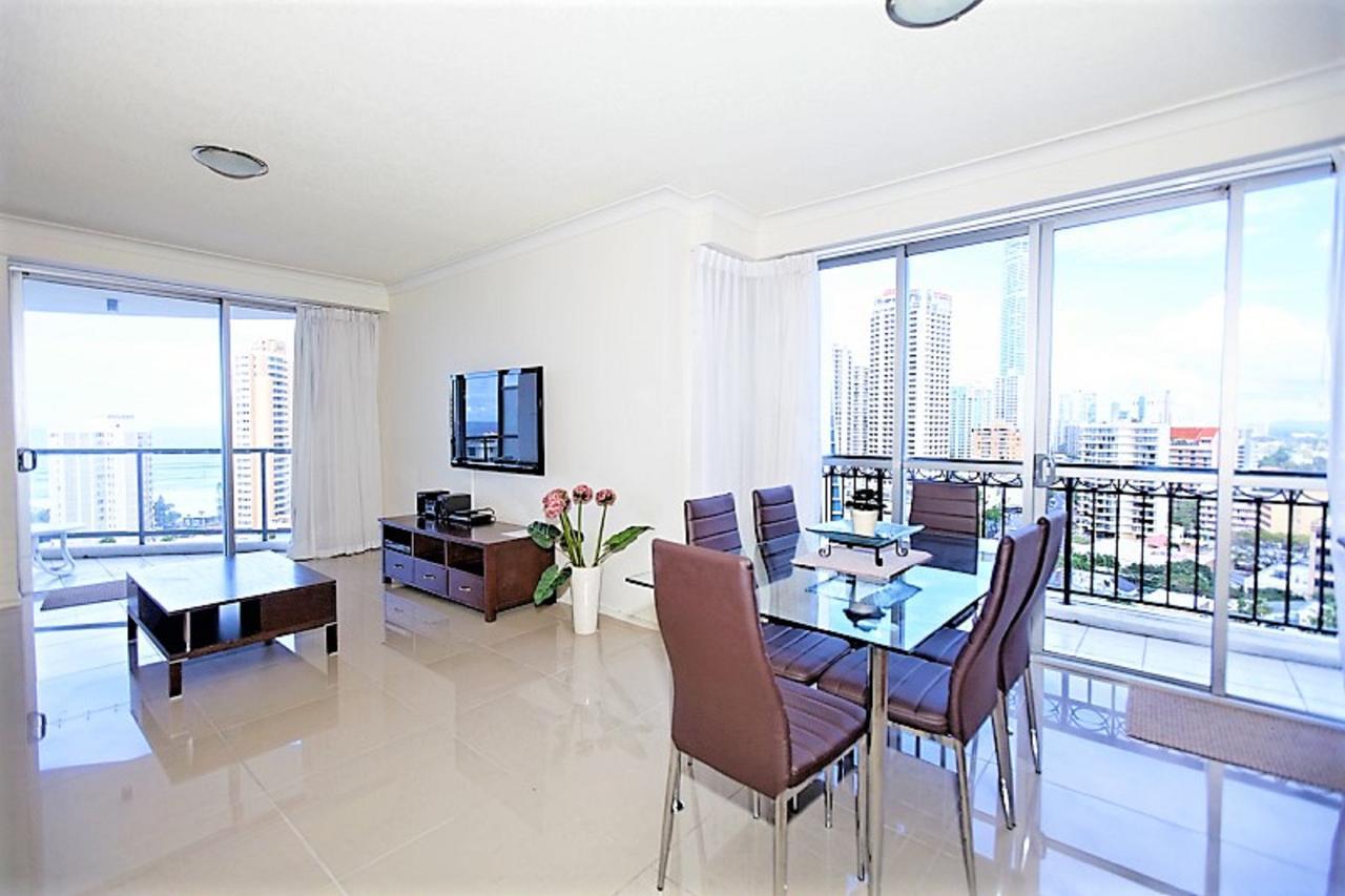 เดอะทาวเวอร์ส ออฟ เชฟรอน เรเนซองส์ - ฮอลิเดย์ โกลด์โคสต์ Apartment ภายนอก รูปภาพ